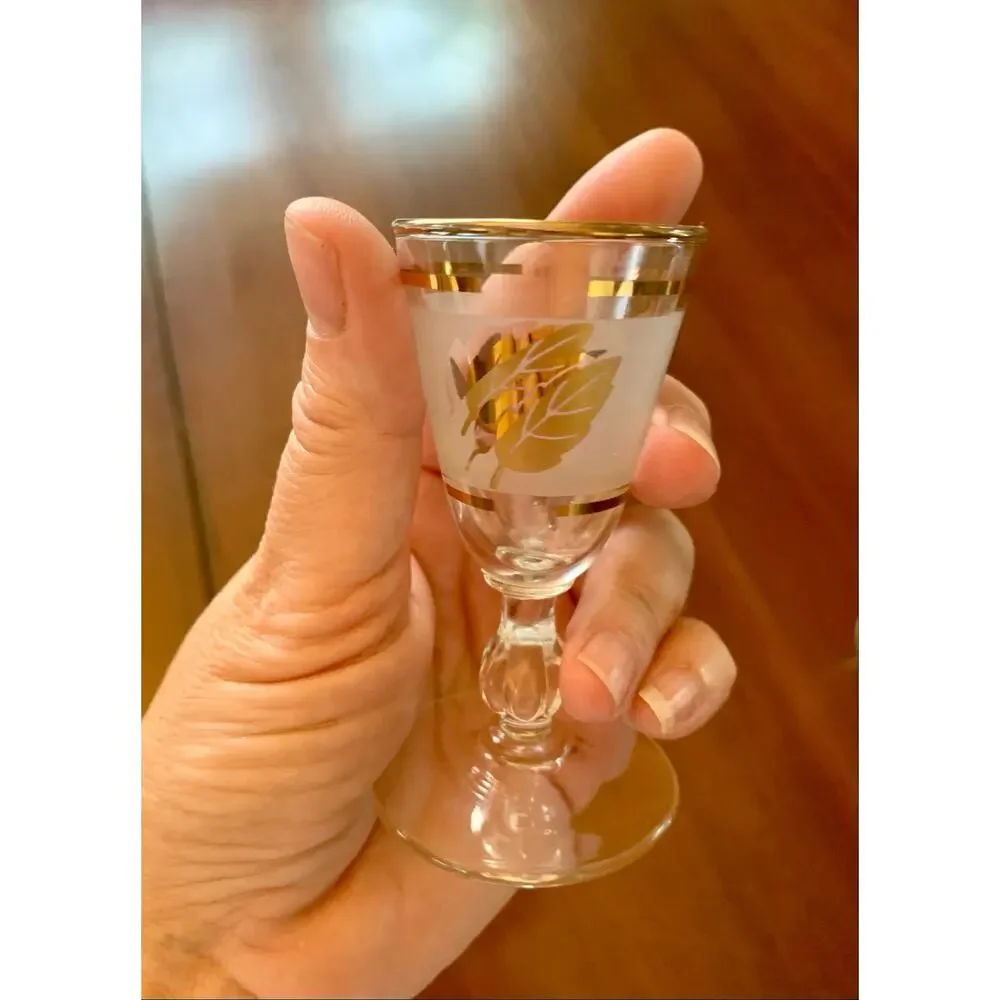 Vintage Mid Century Libbey Shot Glasses, Set Of Six, Frosted With Gold Leaf MCM
